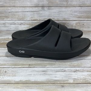 Oofos Ooahh Slide Sandals- Mens- Size 10- Black- Rubber- Slip On